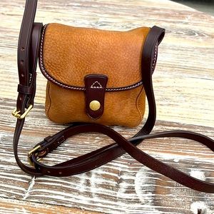 Dooney and Bourke, mini Crossbody Bag